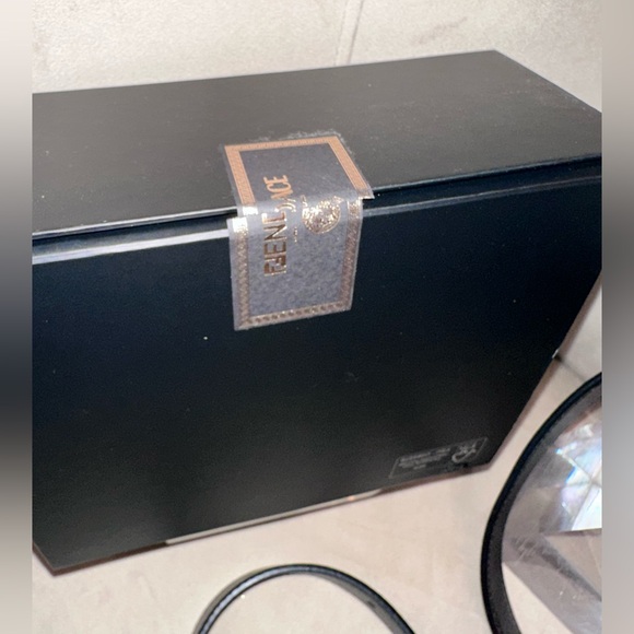 Authentic FENDACE Camera Crossbody
Fendi x Versace Collaboration | Black & Gold - Picture 3 of 14